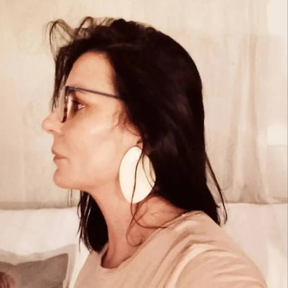 Anthropologie Acrylic Cream Earrings - Picture 9 of 13